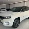 JEEP COMMANDER 2.2 TURBO DIESEL OVERLAND AT9 JEEP COMMANDER 2.2 TURBO DIESEL OVERLAND AT9