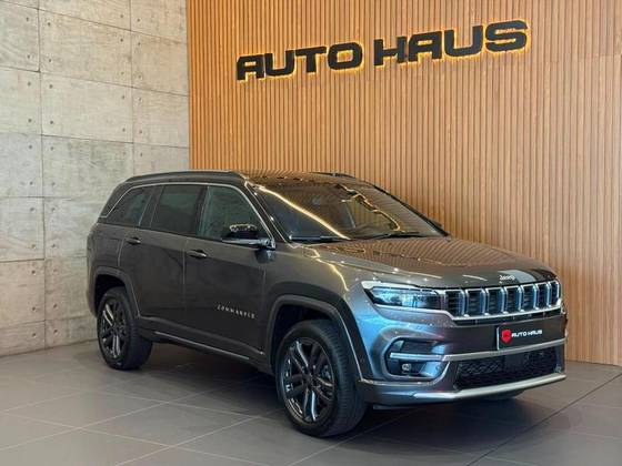 JEEP COMMANDER 2.0 HURRICANE 4 TURBO GASOLINA OVERLAND AT9