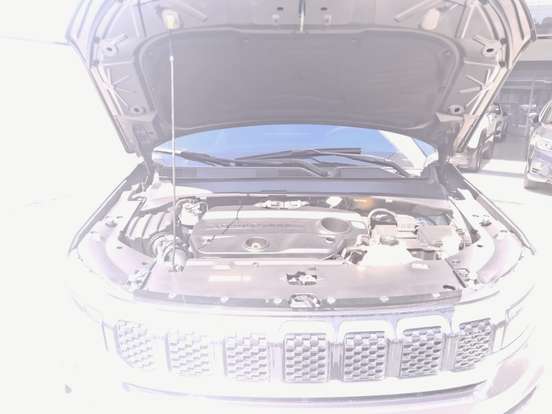 JEEP-COMMANDER-2024