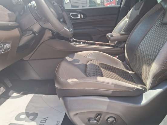 JEEP-COMMANDER-2.0 TD380 TURBO DIESEL OVERLAND AT9 JEEP-COMMANDER-2024