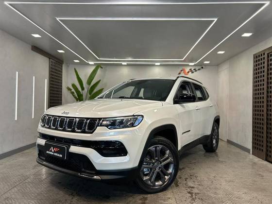 JEEP COMPASS 1.3 T270 TURBO FLEX LONGITUDE AT6