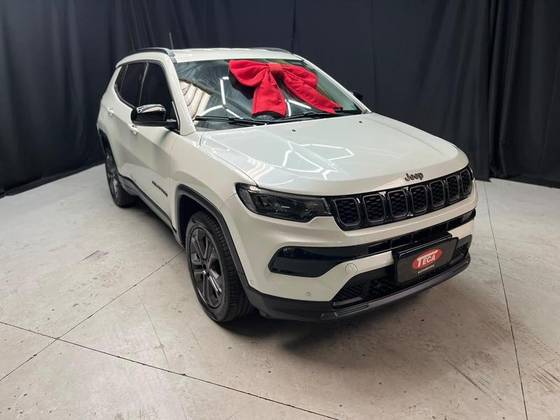 JEEP COMPASS 1.3 T270 TURBO FLEX LONGITUDE AT6