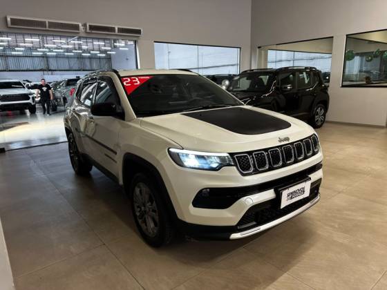 JEEP COMPASS 1.3 T270 TURBO FLEX LONGITUDE AT6