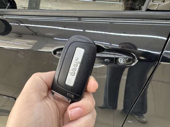JEEP-COMPASS-2.0 16V FLEX LONGITUDE AUTOMÁTICO JEEP-COMPASS-2020