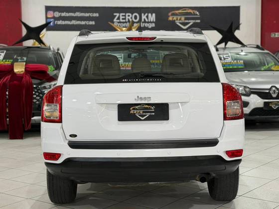 JEEP COMPASS 2.0 SPORT 4X2 16V GASOLINA 4P AUTOMÁTICO
