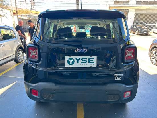 JEEP-RENEGADE-1.8 16V FLEX LONGITUDE 4P AUTOMÁTICO JEEP-RENEGADE-2015