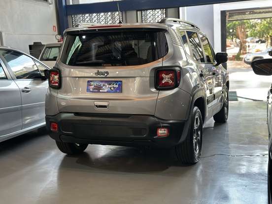 JEEP-RENEGADE-2020