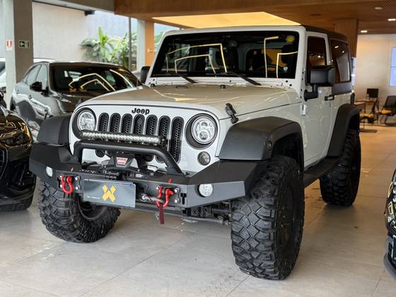 JEEP WRANGLER 3.6 SPORT 4X4 V6 12V GASOLINA 2P AUTOMÁTICO