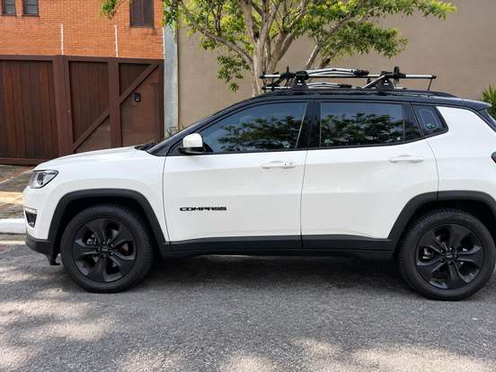 JEEP-COMPASS-2.0 16V FLEX LONGITUDE AUTOMÁTICO JEEP-COMPASS-2020