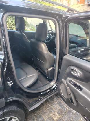 JEEP-RENEGADE-2021