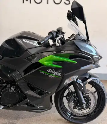 KAWASAKI-NINJA 500-2025