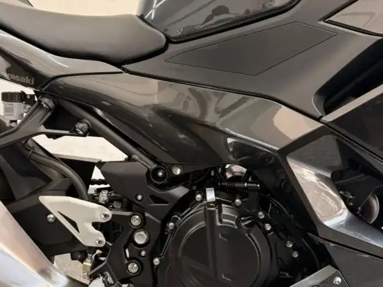 KAWASAKI-NINJA 500 KAWASAKI-NINJA 500-2025