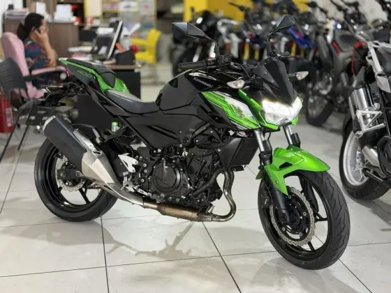 KAWASAKI Z400 