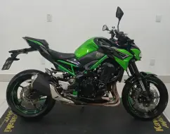 KAWASAKI Z900 KAWASAKI Z900