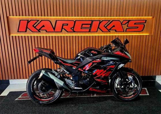KAWASAKI NINJA 300 