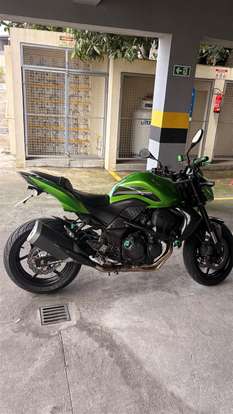 KAWASAKI-Z-750-2011