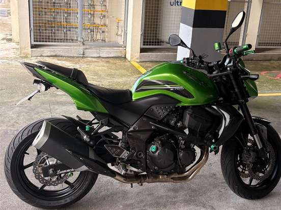 KAWASAKI-Z-750 KAWASAKI-Z-750-2011