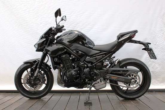 KAWASAKI-Z900 KAWASAKI-Z900-2026