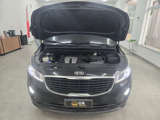 KIA-CARNIVAL-2016