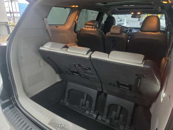 KIA-CARNIVAL-2016