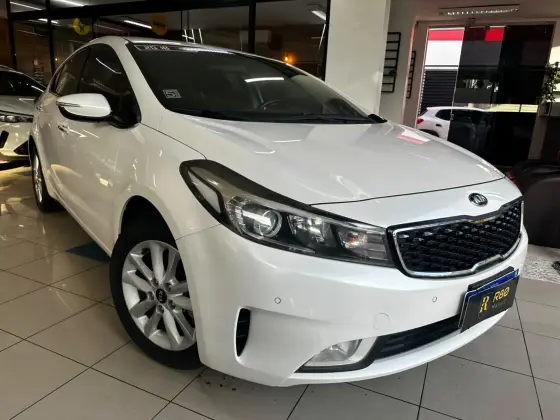 KIA CERATO 1.6 SX 16V FLEX 4P AUTOMÁTICO