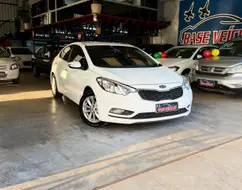 KIA CERATO 1.6 SX 16V FLEX 4P AUTOMÁTICO KIA CERATO 1.6 SX 16V FLEX 4P AUTOMÁTICO