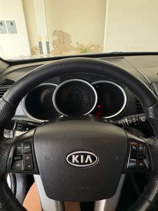 KIA-SORENTO-2010