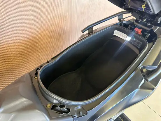 KYMCO-AK 550i KYMCO-AK 550i-2021