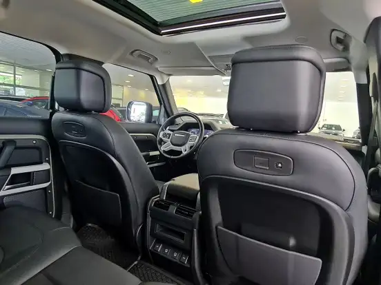 LAND ROVER-DEFENDER-2021