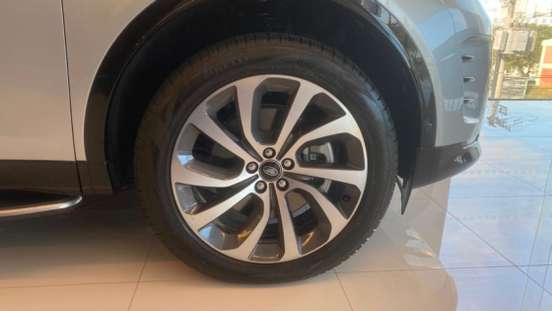LAND ROVER-DISCOVERY SPORT-2024