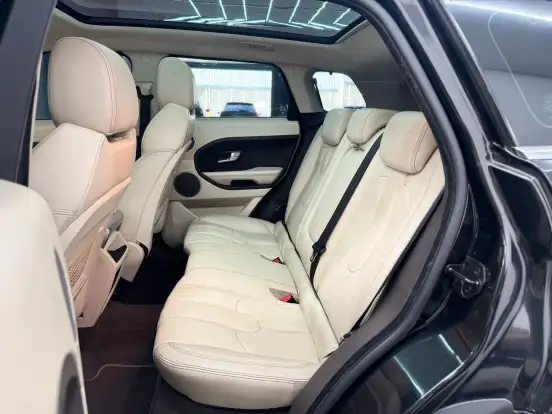 LAND ROVER-RANGE ROVER EVOQUE-2.0 PRESTIGE 4WD 16V GASOLINA 4P AUTOMÁTICO LAND ROVER-RANGE ROVER EVOQUE-2013