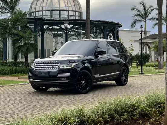 LAND ROVER-RANGE ROVER VOGUE-4.4 SE SDV8 4X4 TURBO DIESEL 4P AUTOMÁTICO LAND ROVER-RANGE ROVER VOGUE-2017