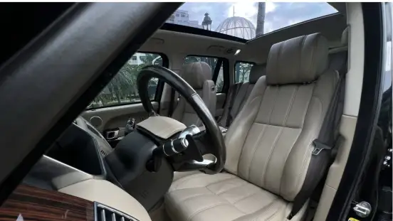 LAND ROVER-RANGE ROVER VOGUE-2017