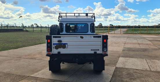 LAND ROVER-DEFENDER-2009