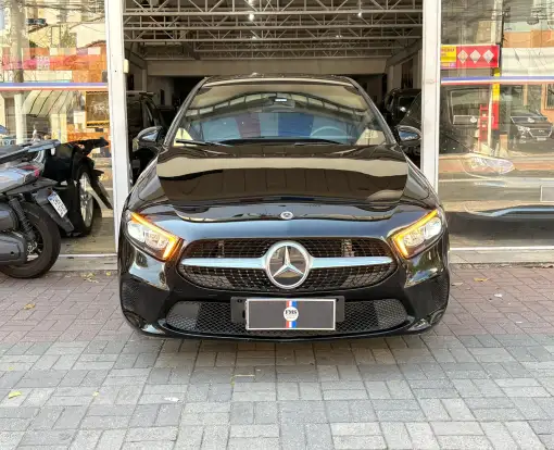 MERCEDES-BENZ-A 200-2020