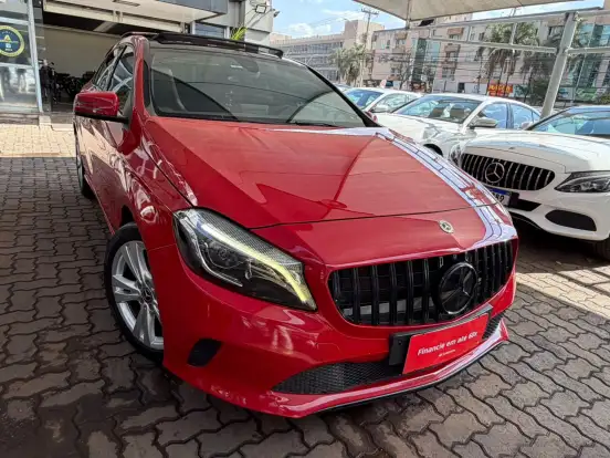 MERCEDES-BENZ-A 200-2017