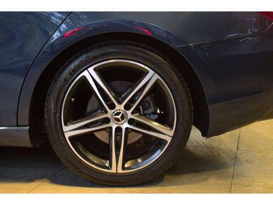 MERCEDES-BENZ-A 200-1.3 CGI GASOLINA STYLE SEDAN 7G-DCT MERCEDES-BENZ-A 200-2019