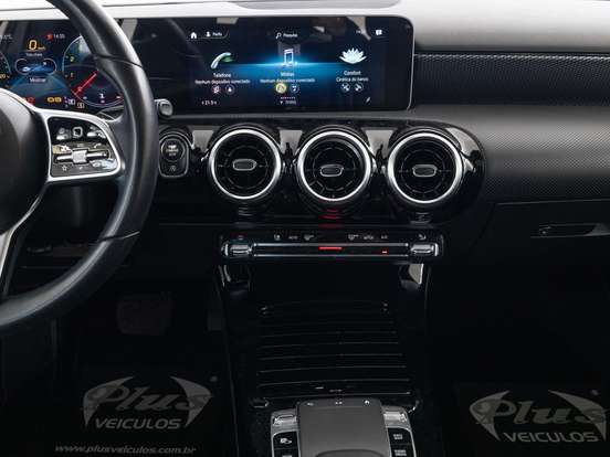 MERCEDES-BENZ-A 250-2.0 CGI GASOLINA VISION 7G-DCT MERCEDES-BENZ-A 250-2018