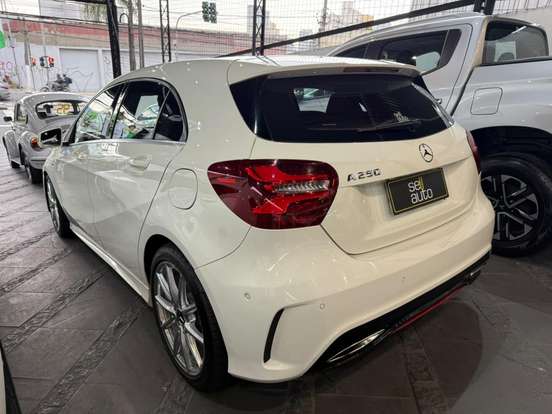 MERCEDES-BENZ-A 250-2015