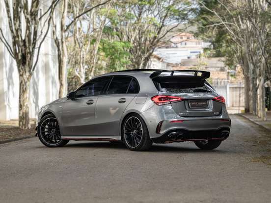 MERCEDES-BENZ-A 35 AMG-2022