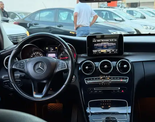 MERCEDES-BENZ-C 180-2016