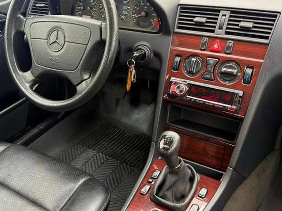MERCEDES-BENZ-C 180-1.8 16V GASOLINA 4P MANUAL MERCEDES-BENZ-C 180-1996