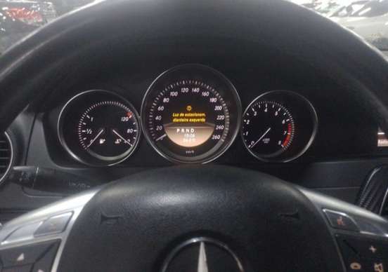 MERCEDES-BENZ-C 180-2011