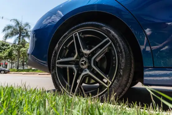 MERCEDES-BENZ-CLA 200-2024