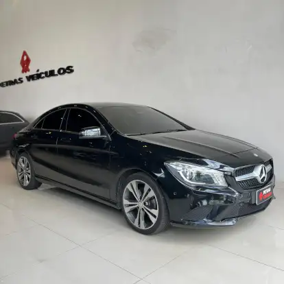 MERCEDES-BENZ-CLA 200-2015
