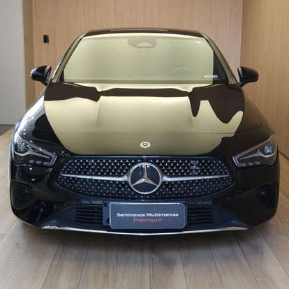 MERCEDES-BENZ-CLA 200-2024