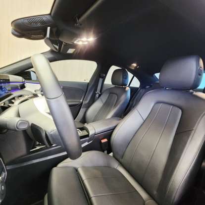 MERCEDES-BENZ-CLA 200-2024