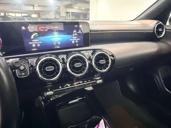 MERCEDES-BENZ-CLA 250-2020