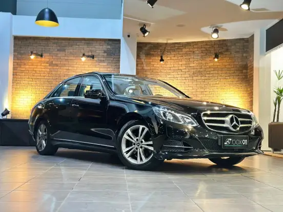 MERCEDES-BENZ-E 250-2.0 AVANTGARDE 16V TURBO GASOLINA 4P AUTOMÁTICO MERCEDES-BENZ-E 250-2013