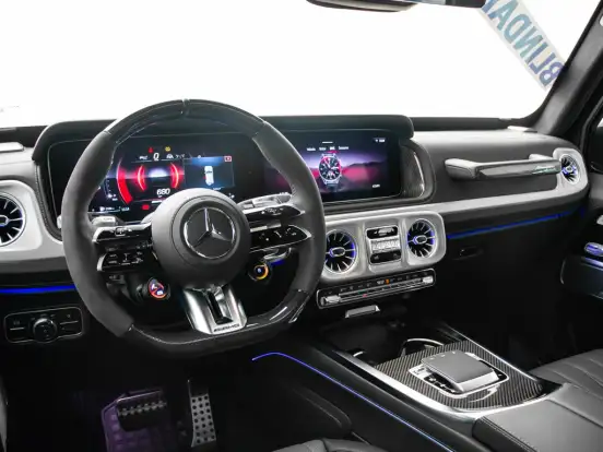 MERCEDES-BENZ-G 63 AMG-2025